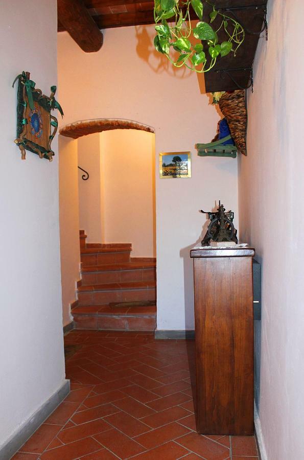 Mina House Apartment Campi Bisenzio Bagian luar foto