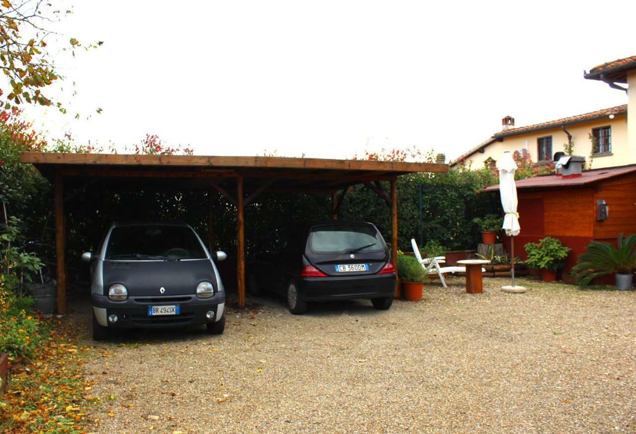 Mina House Apartment Campi Bisenzio Bagian luar foto